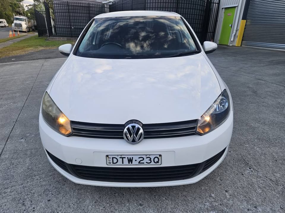 2010 Volkswagen golf 2.0lt tsi automatic hatch easy second chance finance3.jpg